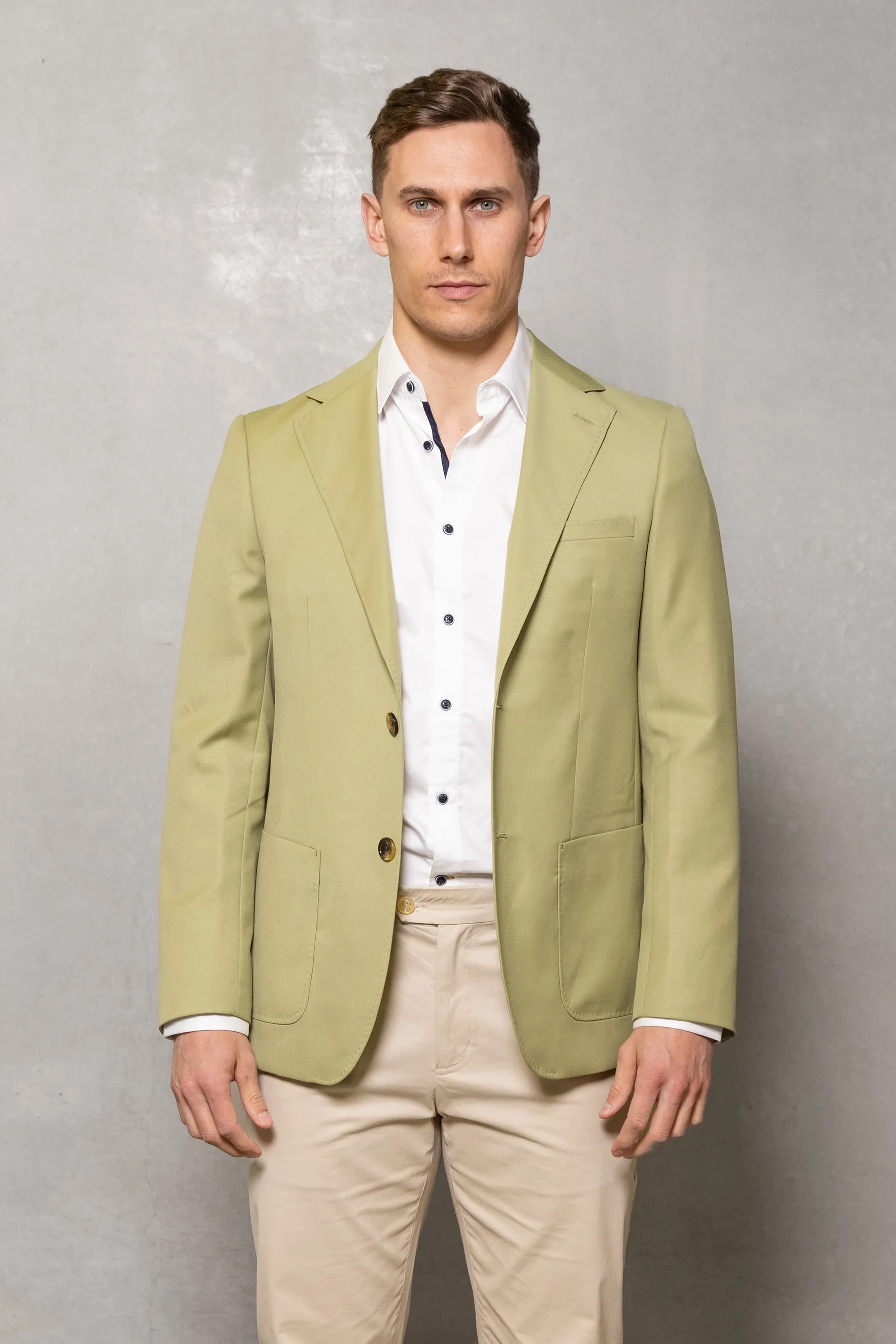 Sebastian Blazer: Pear Tree